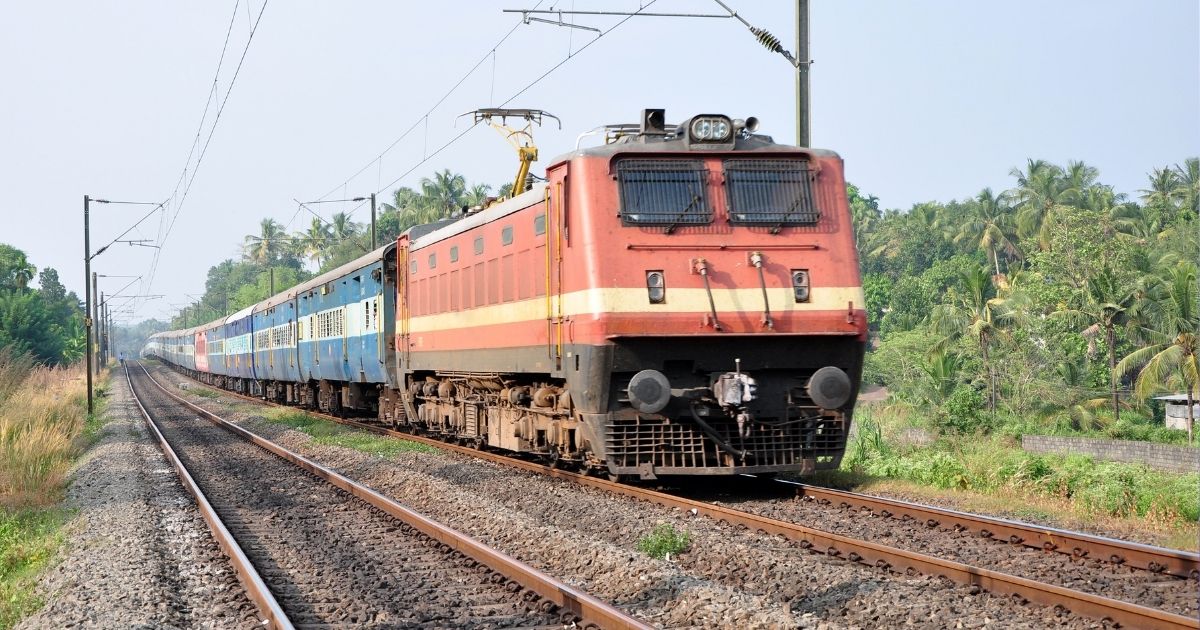 केदारनाथ से अयोध्या तक रेल द्वारा दूरी